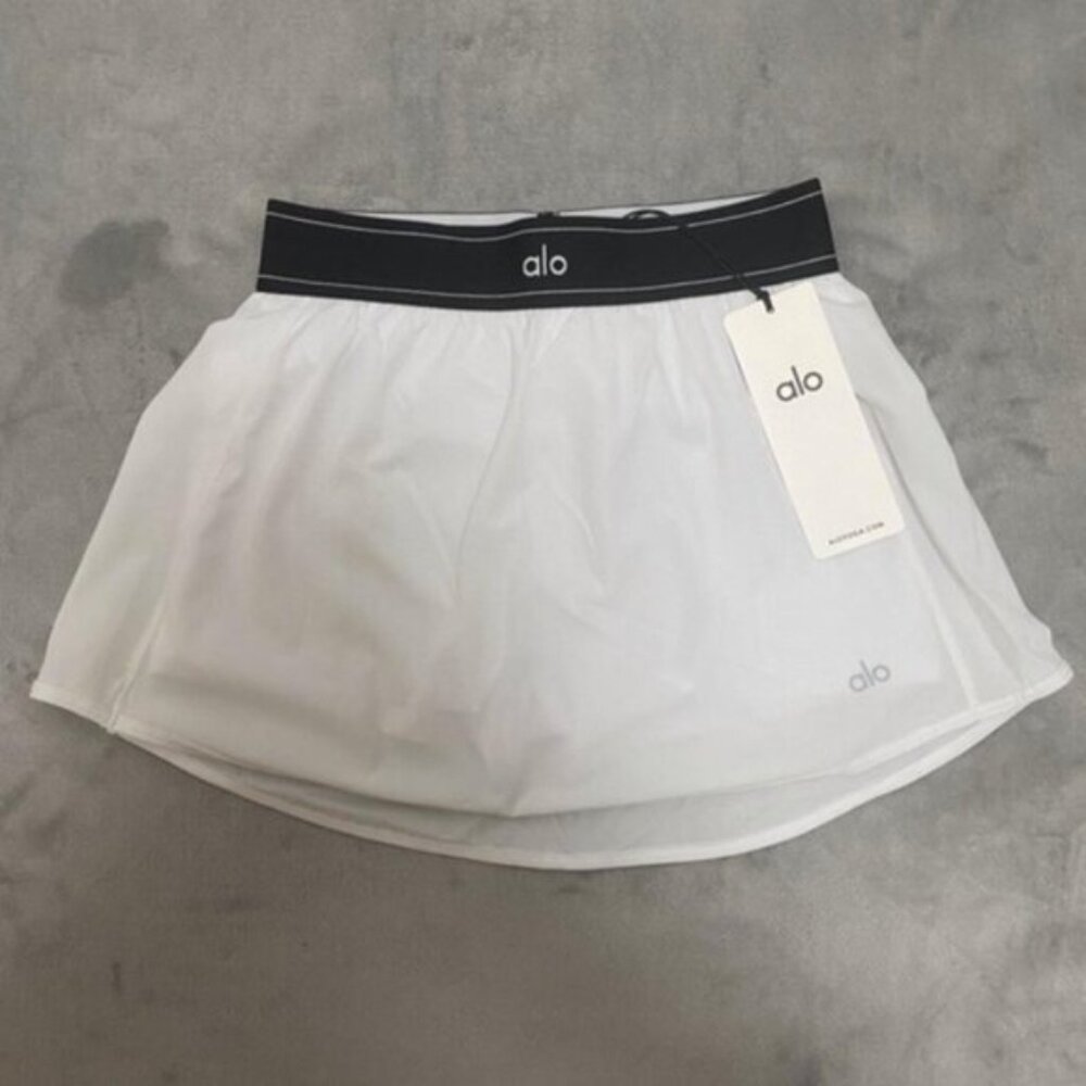 Alo Yoga Women's White Skirt